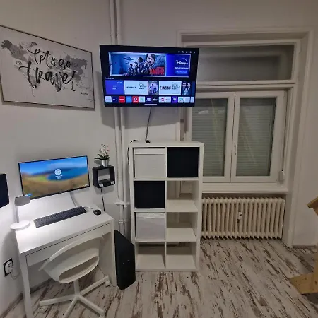 Point Apartment